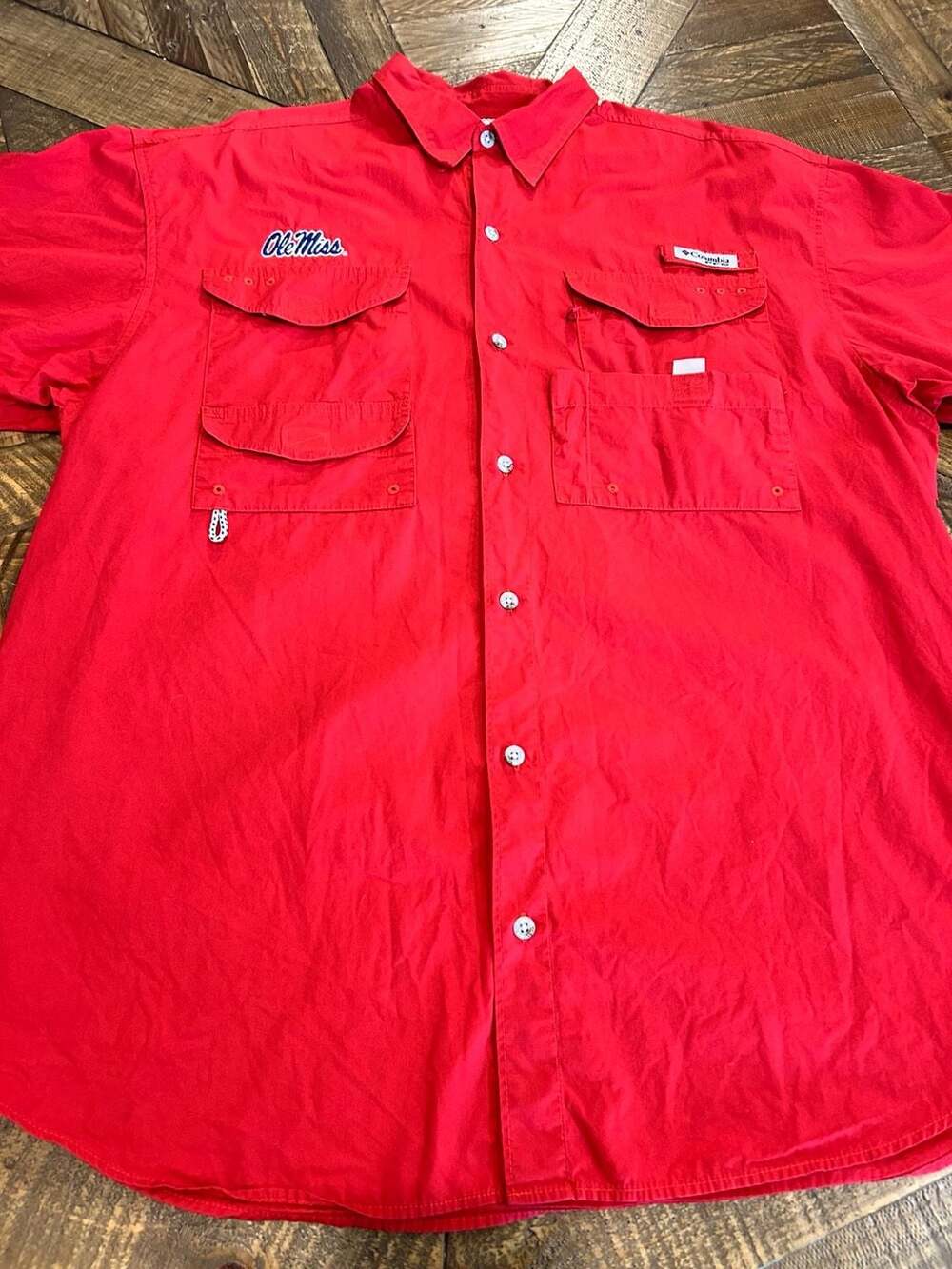 Columbia Ole Miss Rebels PFG Button-Up Shirt Size L Red Short Sleeve